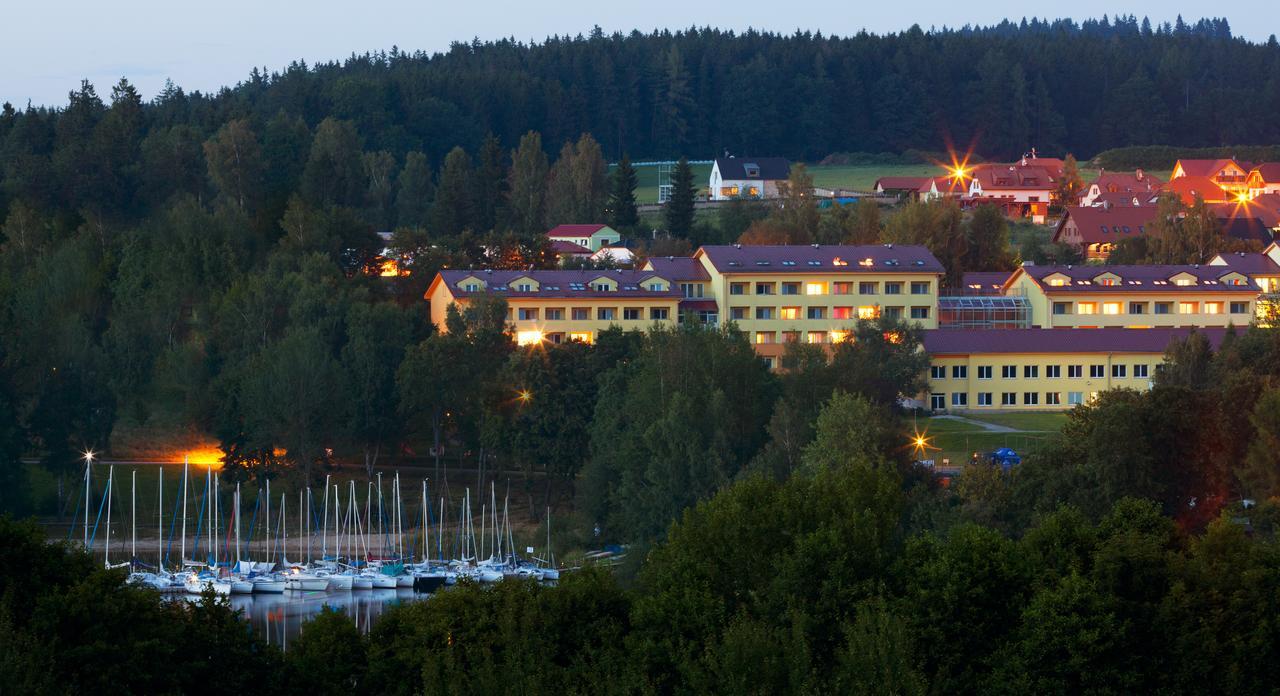 Lipno Wellness - Frymburk Hotel Private Family Room 外观 照片