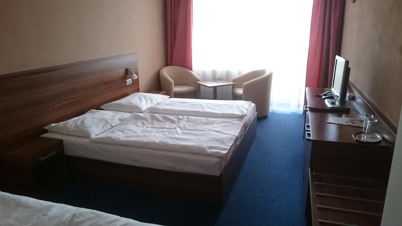 Lipno Wellness - Frymburk Hotel Private Family Room 外观 照片